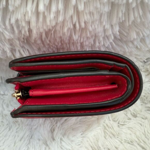 Kate Spade Hot Pink Medium Compact Bifold Pebbled Leather Wallet - Picture 11 of 12